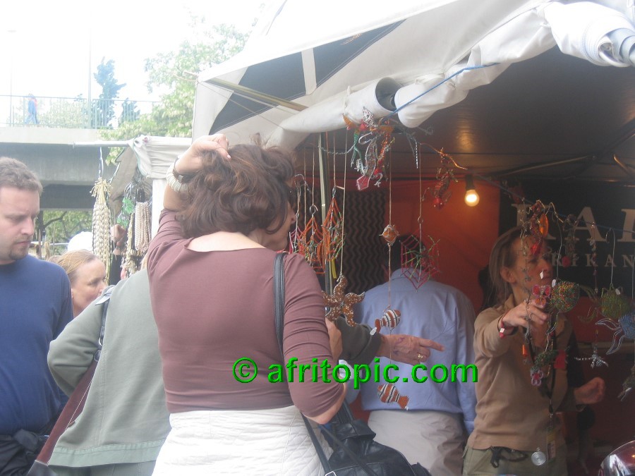 ../Images/afw2006b 240.jpg